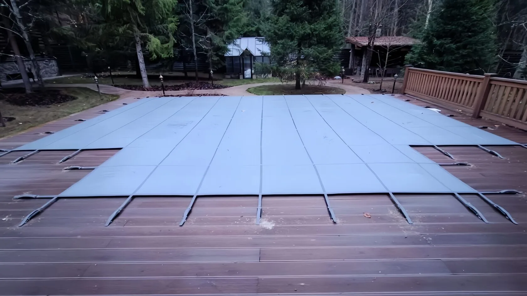 Покрывало для бассейна Laguna Cover Mesh в Первоуральске